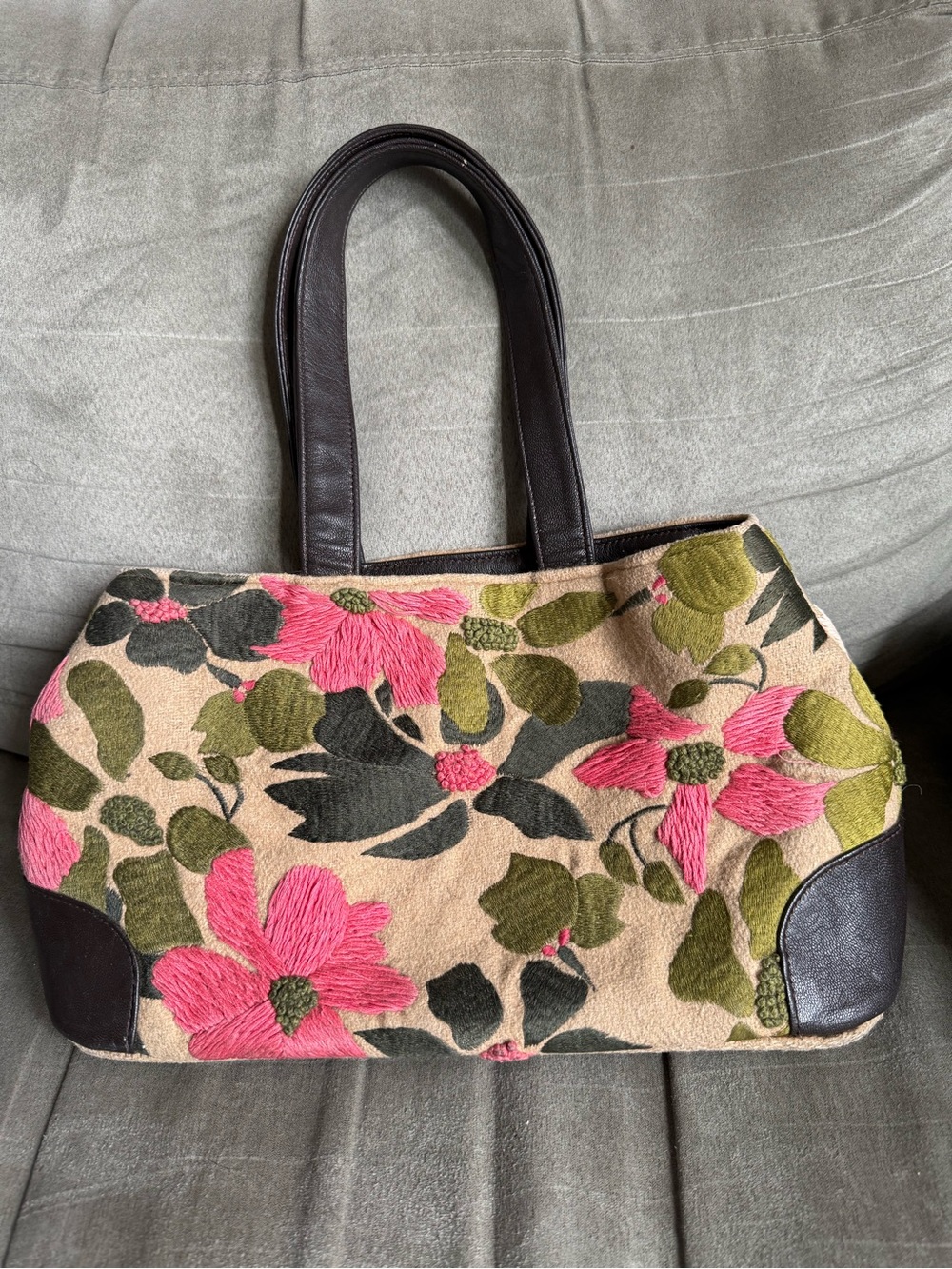 VINTAGE Carpet Handbag Pierre Urbach Santi Embroidered Floral Genuine Leather